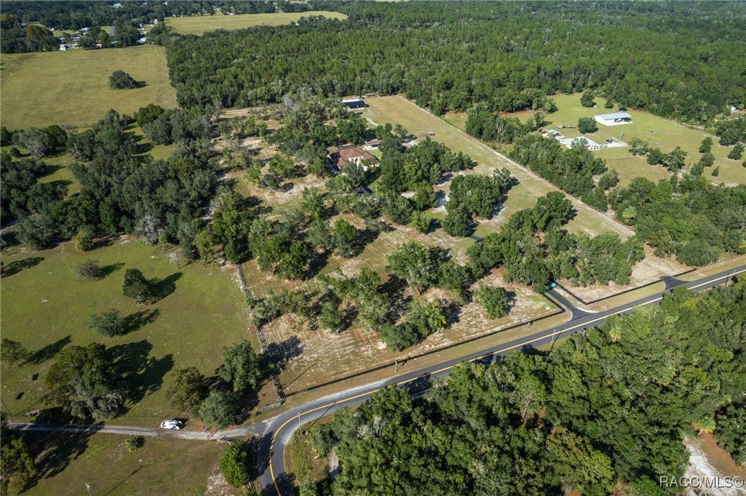 Crystal River, Florida, 34428, United States, 4 Bedrooms Bedrooms, ,4 BathroomsBathrooms,Residential,For Sale,1983688
