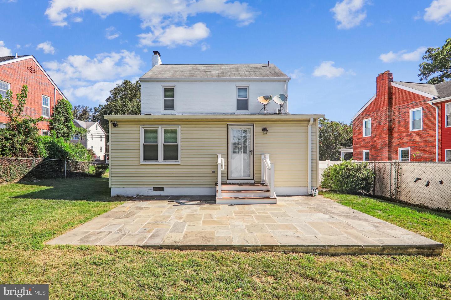 Silver Spring, Maryland, 20901, United States, 4 Bedrooms Bedrooms, ,3 BathroomsBathrooms,Residential,For Sale,1932043