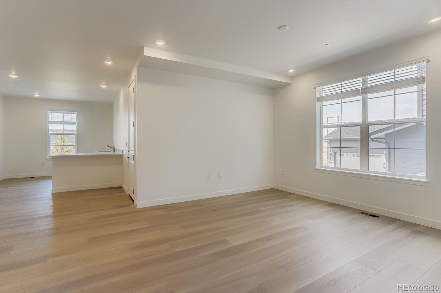 Erie, Colorado, 80516, United States, 5 Bedrooms Bedrooms, ,3 BathroomsBathrooms,Residential,For Sale,1938535