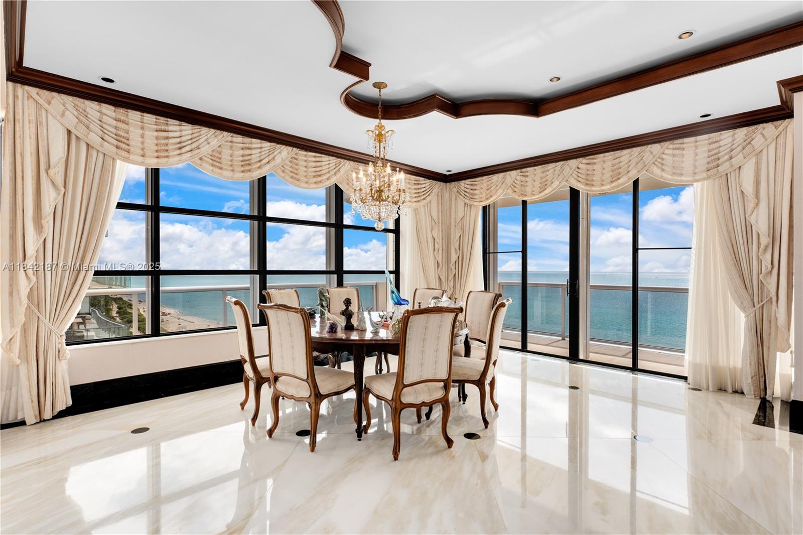 Miami Beach, Florida, 33140, United States, 4 Bedrooms Bedrooms, ,7 BathroomsBathrooms,Residential,For Sale,1895466