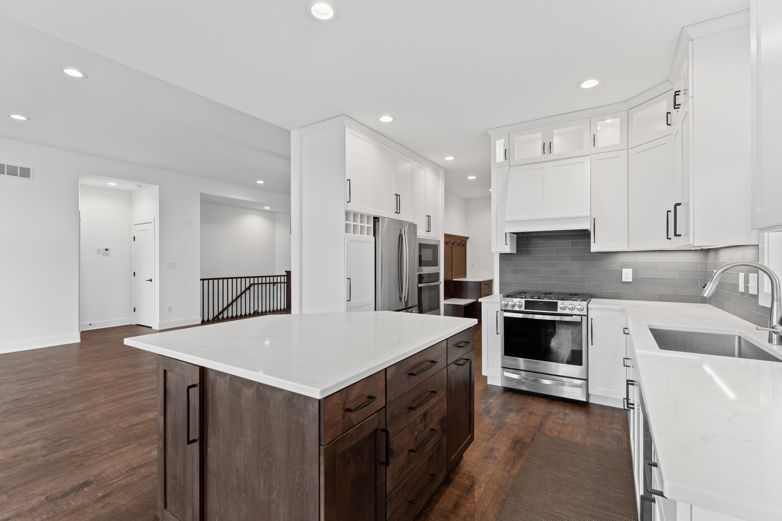  Luxury Townhome Living in Stonehedge - 物件實景