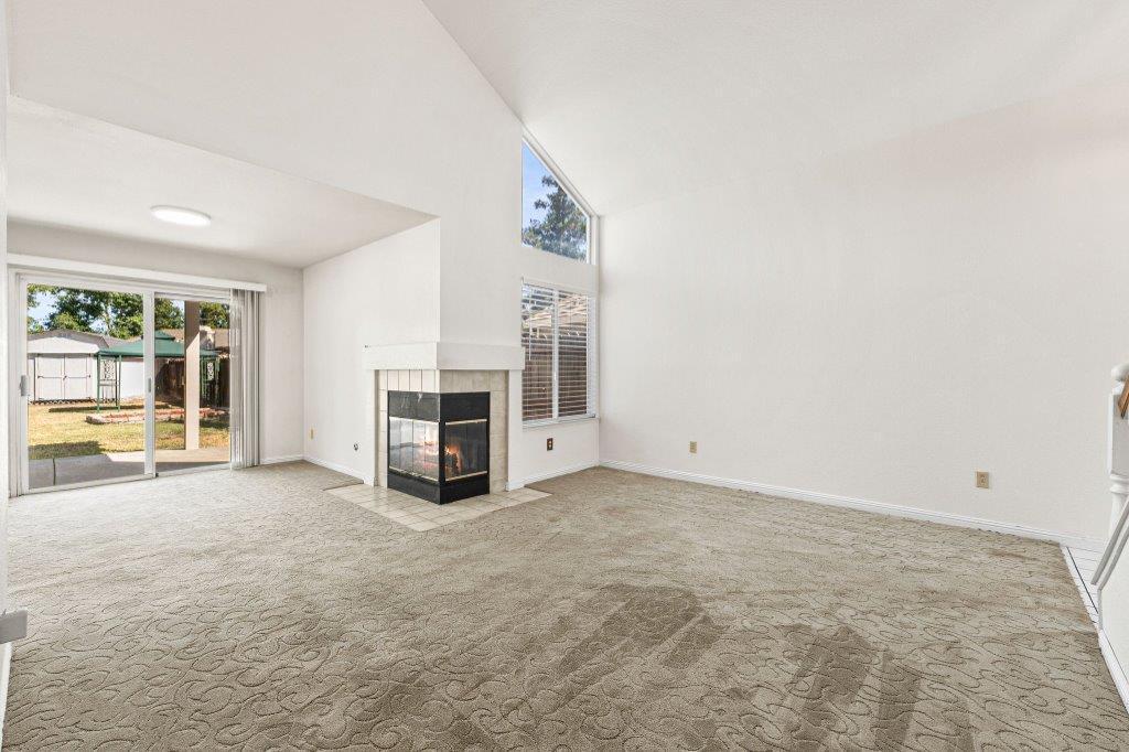 Elk Grove, California, 95758, United States, 3 Bedrooms Bedrooms, ,3 BathroomsBathrooms,Residential,For Sale,1900592