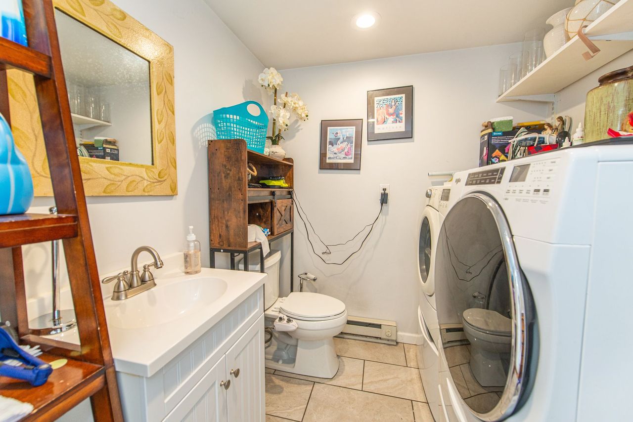 Wood Ridge, New Jersey, 07075, United States, 4 Bedrooms Bedrooms, ,4 BathroomsBathrooms,Residential,For Sale,1978112