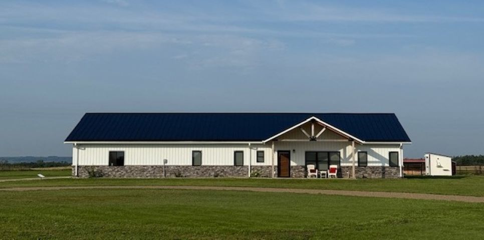 Avon, South Dakota, 57315, United States, 3 Bedrooms Bedrooms, ,3 BathroomsBathrooms,Residential,For Sale,1943901