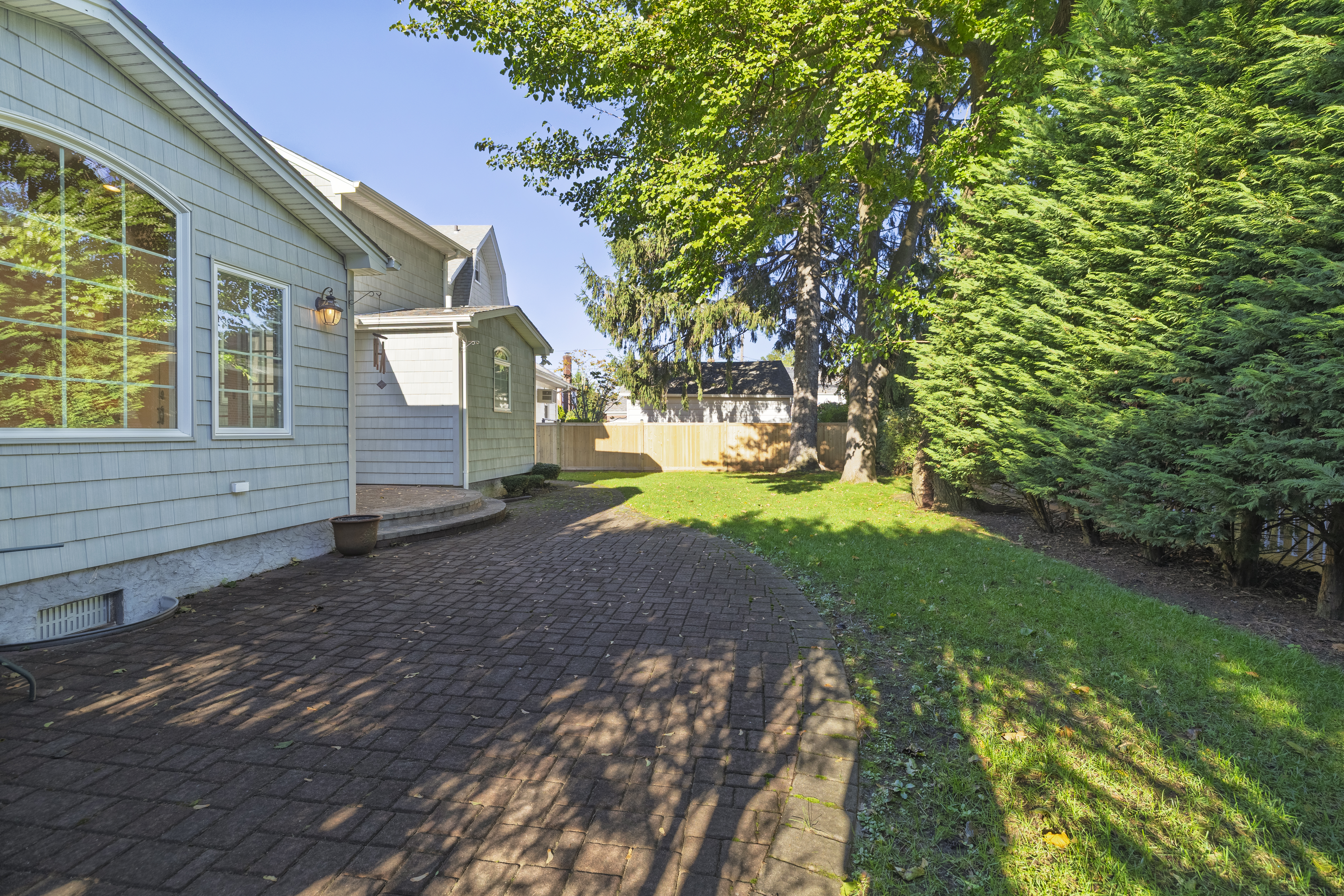  404 Cornwell Avenue, Malverne, NY 11565 - 物件實景