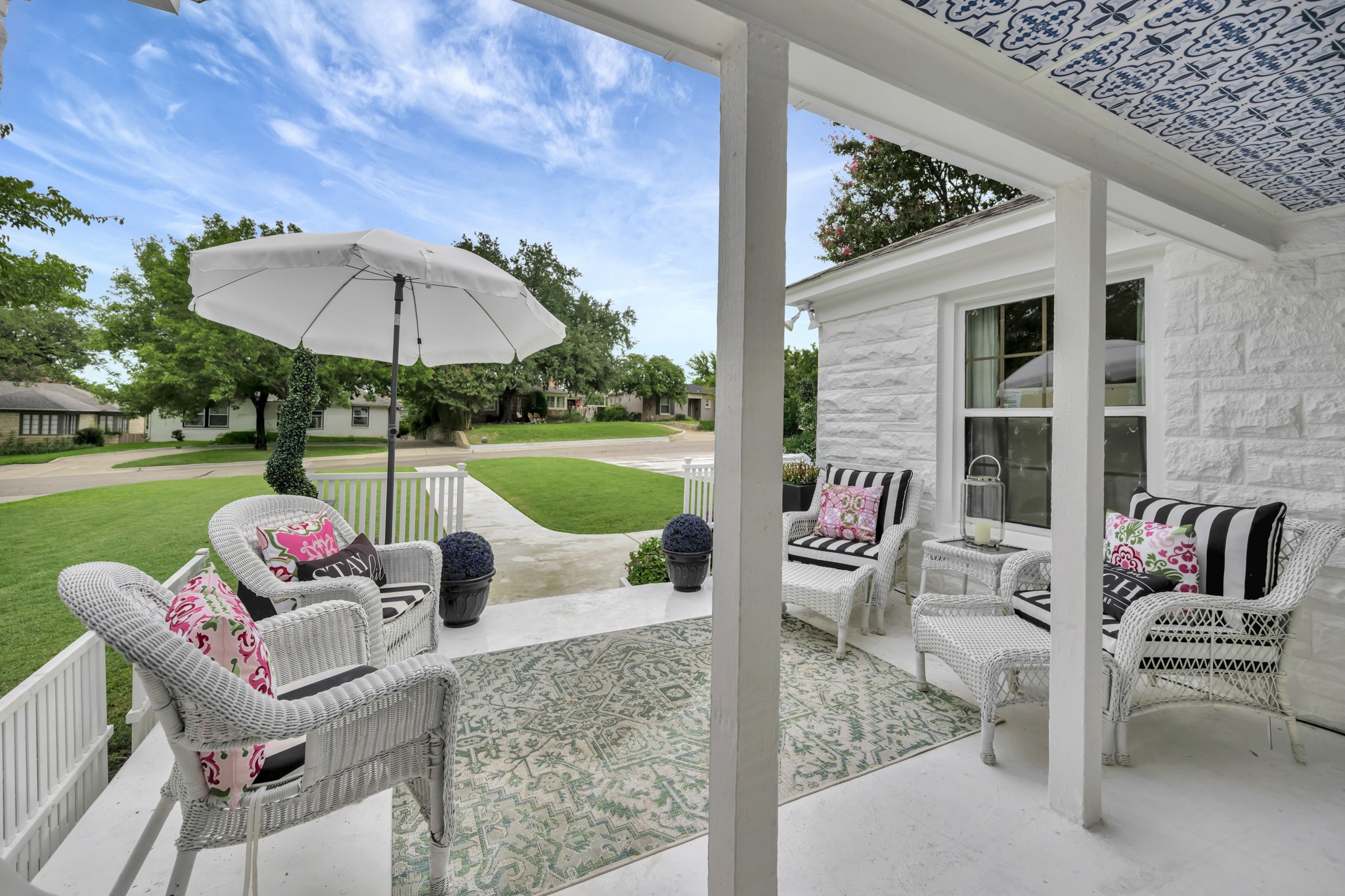 Fort Worth, Texas, 76109, United States, 4 Bedrooms Bedrooms, ,2 BathroomsBathrooms,Residential,For Sale,1938539