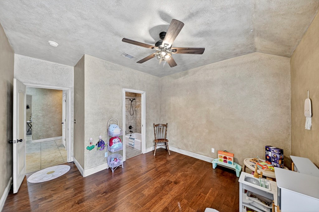 Midland, Texas, 79707, United States, 4 Bedrooms Bedrooms, ,3 BathroomsBathrooms,Residential,For Sale,1983085