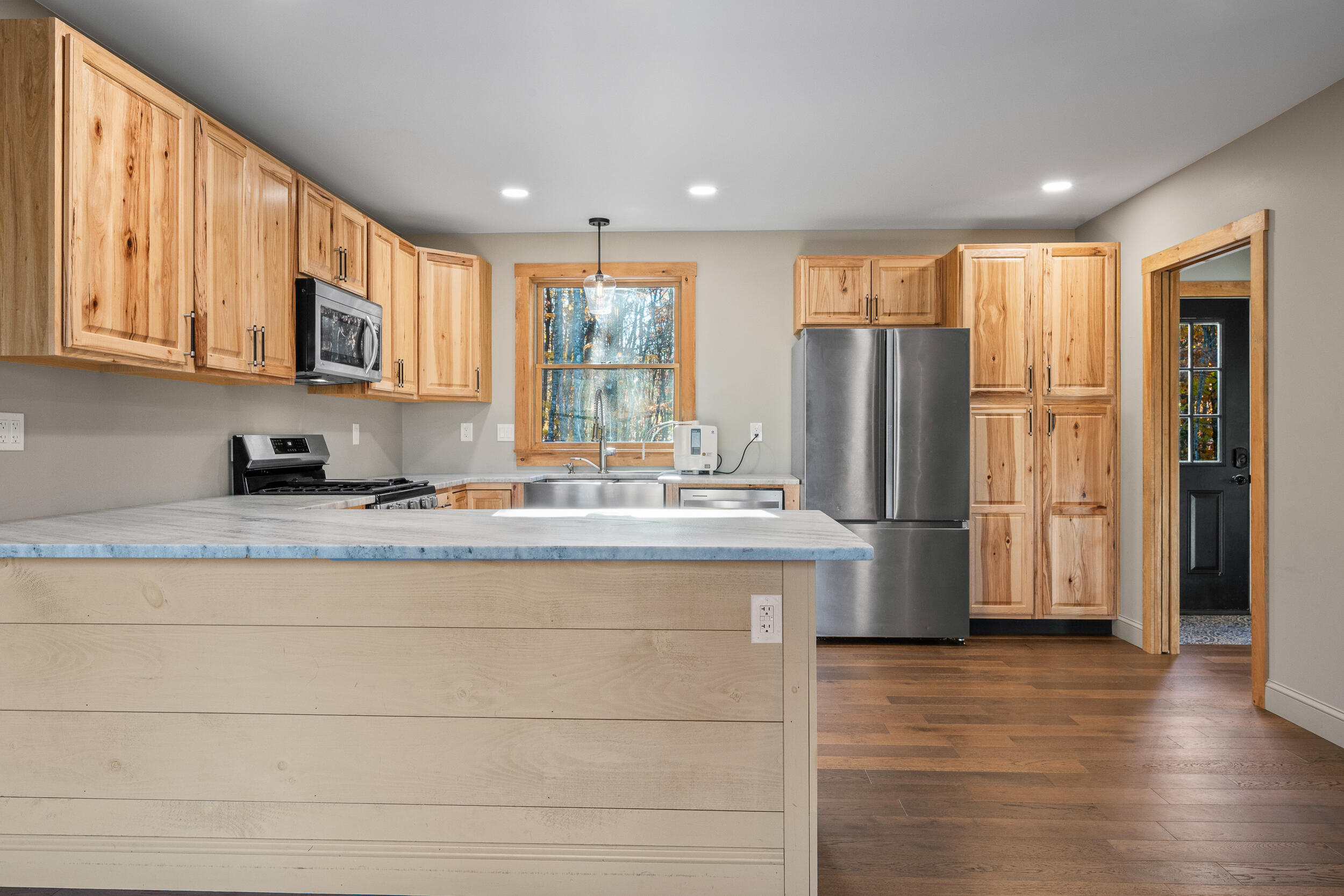 Fryeburg, Maine, 04037, United States, 2 Bedrooms Bedrooms, ,2 BathroomsBathrooms,Residential,For Sale,1988227