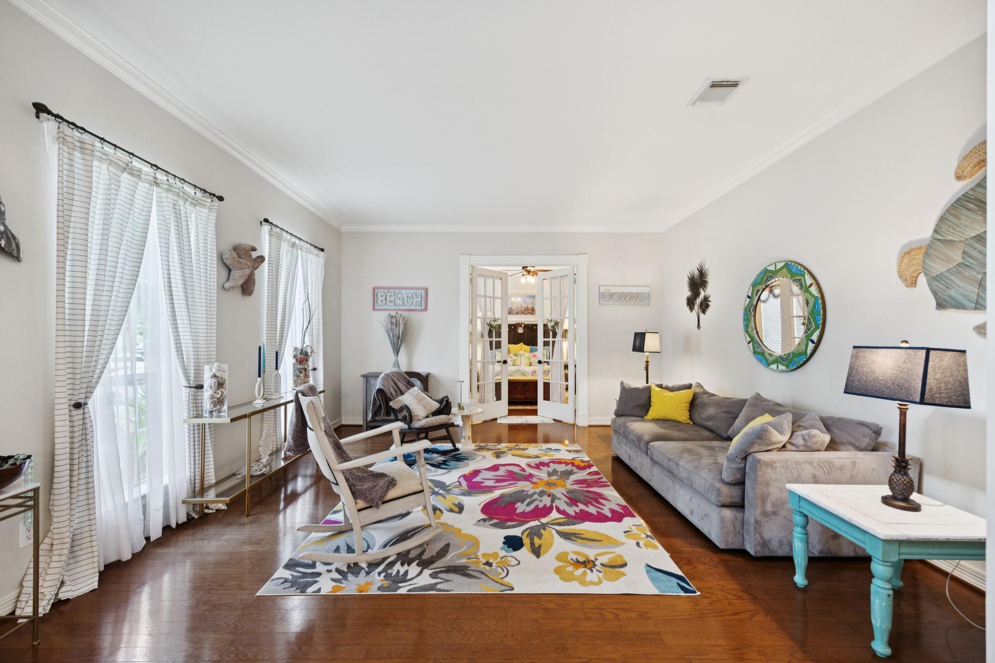 League City, Texas, 77573, United States, 5 Bedrooms Bedrooms, ,4 BathroomsBathrooms,Residential,For Sale,1868193