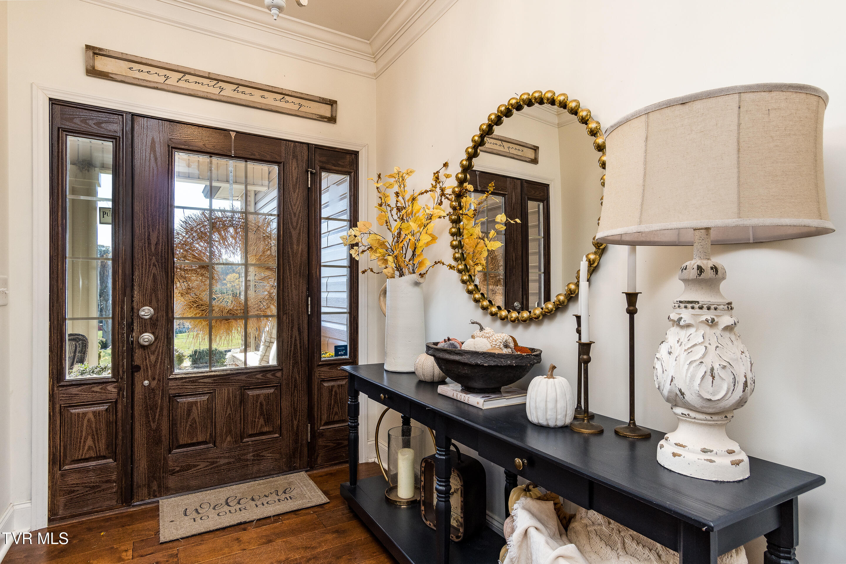 Piney Flats, Tennessee, 37686, United States, 4 Bedrooms Bedrooms, ,4 BathroomsBathrooms,Residential,For Sale,2005173