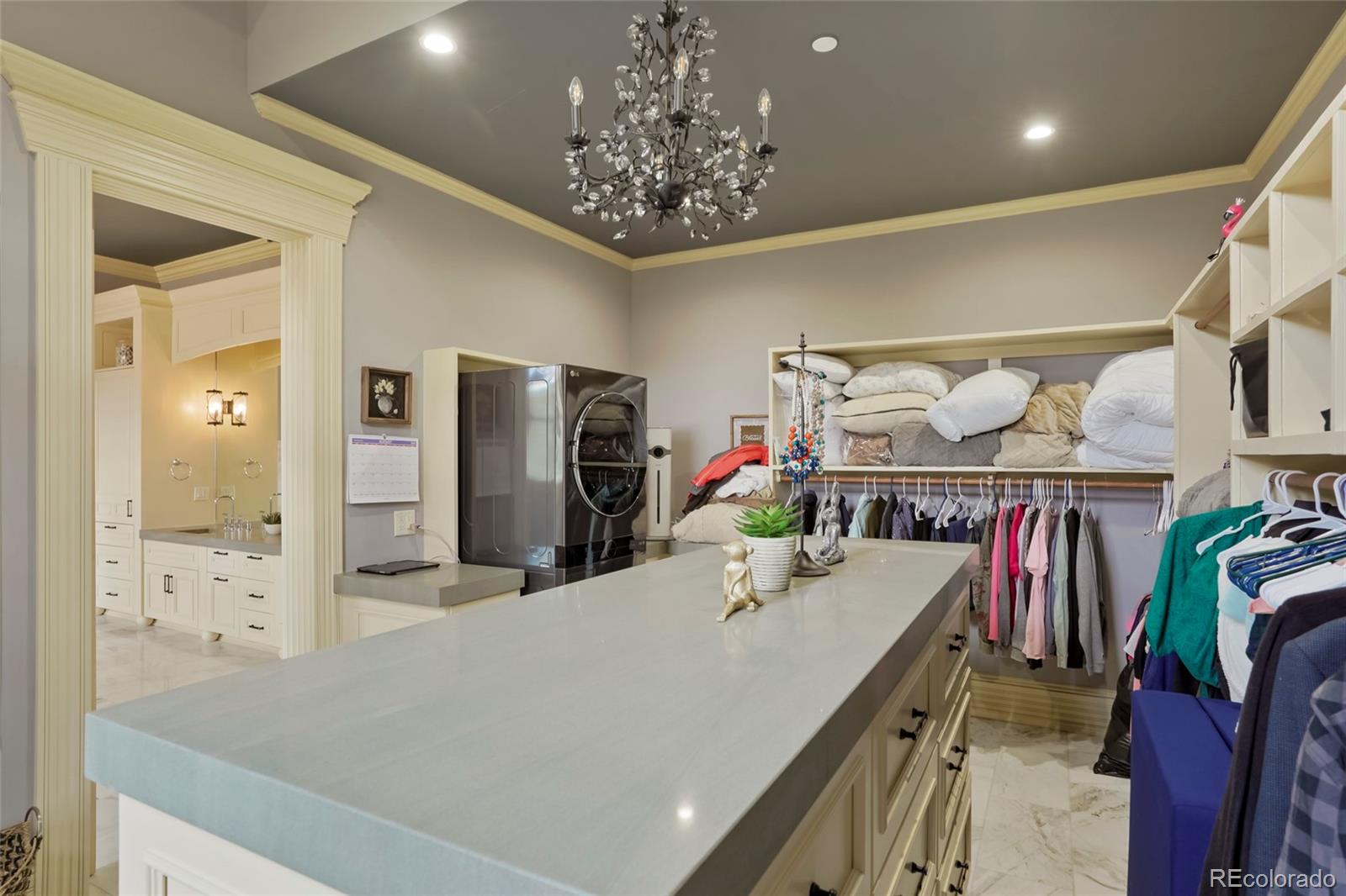Estes Park, Colorado, 80517, United States, 6 Bedrooms Bedrooms, ,4 BathroomsBathrooms,Residential,For Sale,1948070