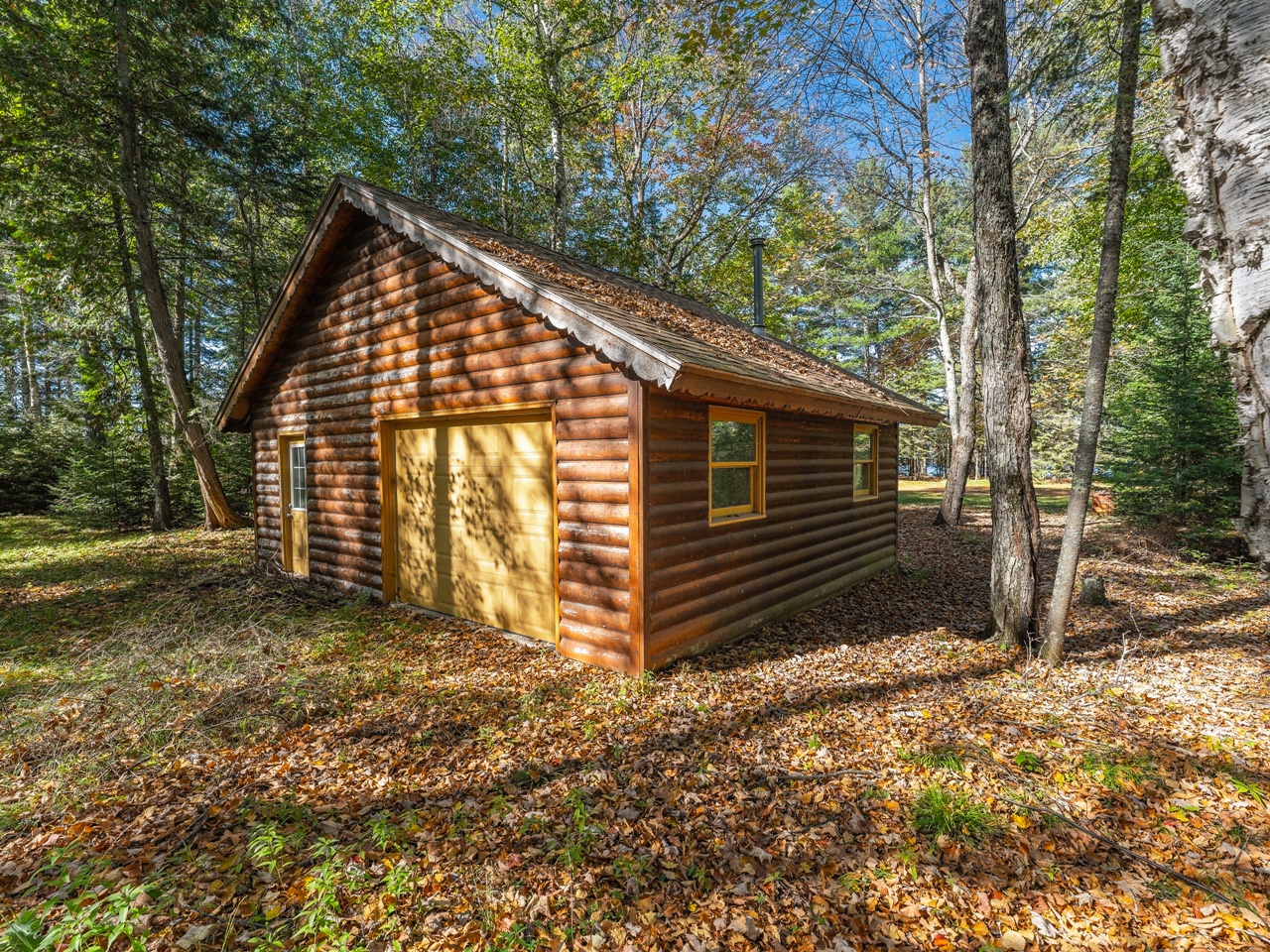 Mercer, Wisconsin, 54547, United States, 3 Bedrooms Bedrooms, ,1 BathroomBathrooms,Residential,For Sale,1975010