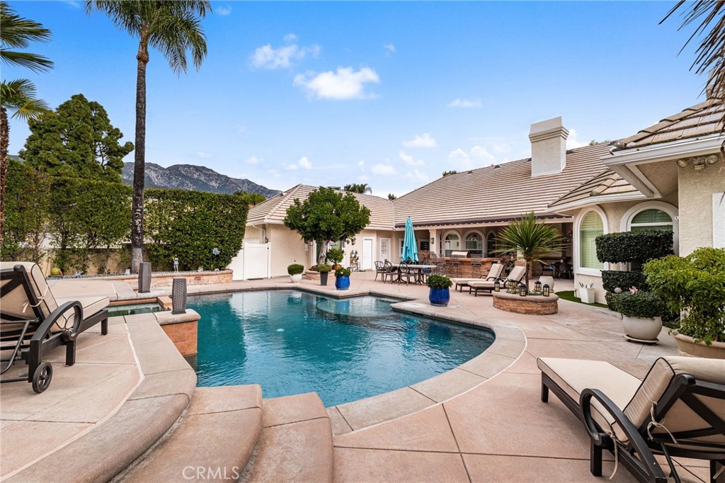 Upland, California, 91784, United States, 5 Bedrooms Bedrooms, ,6 BathroomsBathrooms,Residential,For Sale,2016582