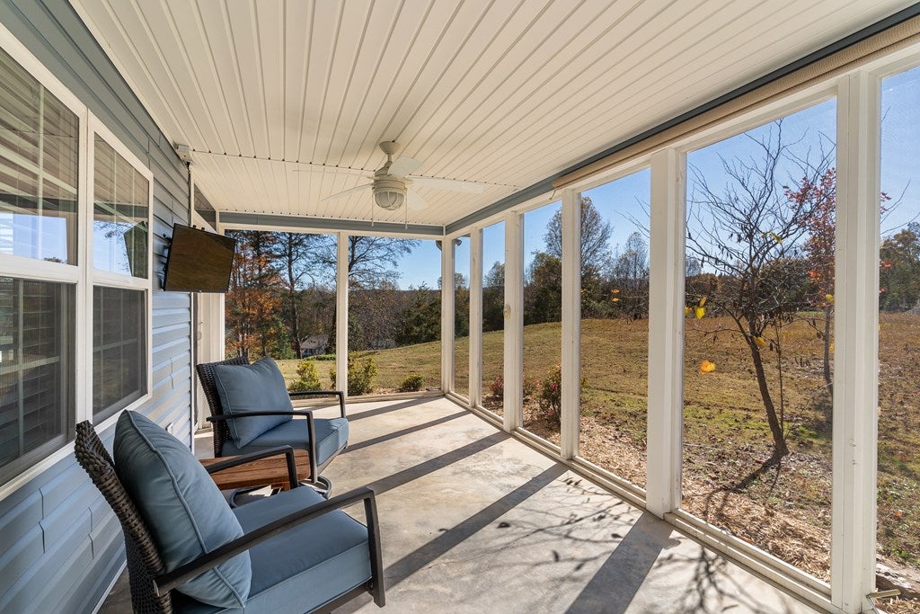 Blue Ridge, Georgia, 30513, United States, 3 Bedrooms Bedrooms, ,2 BathroomsBathrooms,Residential,For Sale,1987936