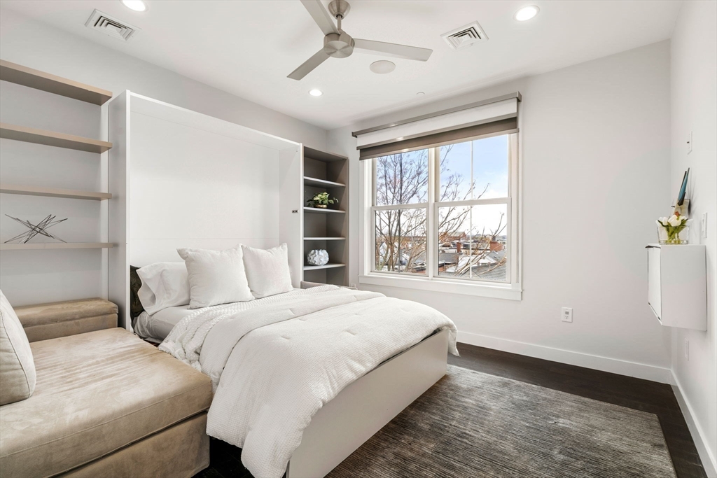 Boston, Massachusetts, 02127, United States, 2 Bedrooms Bedrooms, ,2 BathroomsBathrooms,Residential,For Sale,1999674