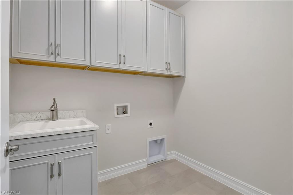 Naples, Florida, 34114, United States, 4 Bedrooms Bedrooms, ,2 BathroomsBathrooms,Residential,For Sale,1992142