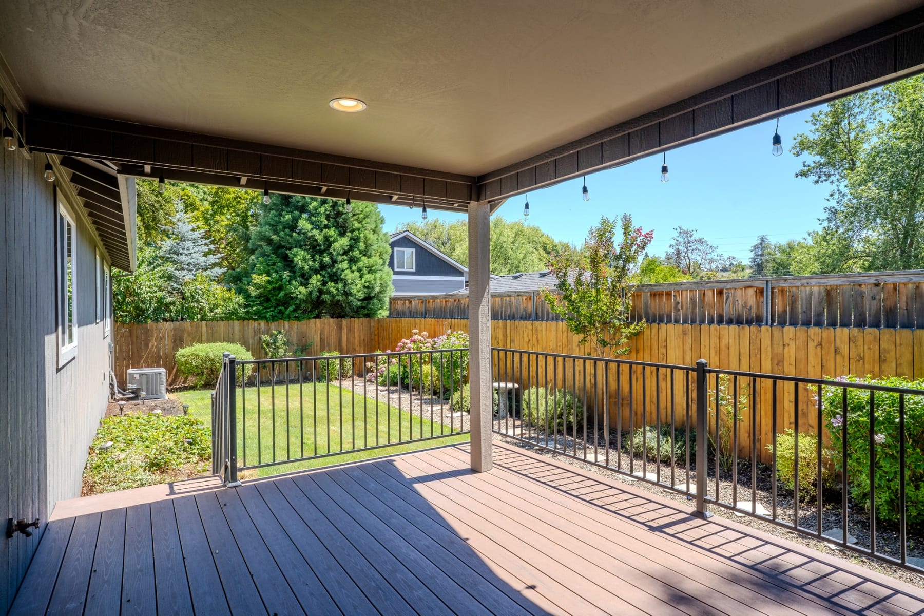  2196 Crestbrook Road Medford, OR 97504 - 物件實景