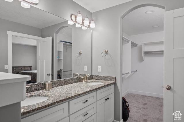 Hooper, Utah, 84315, United States, 5 Bedrooms Bedrooms, ,4 BathroomsBathrooms,Residential,For Sale,1929044