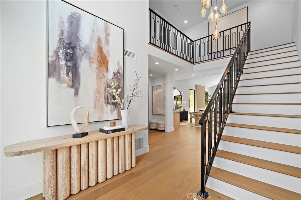 Newport Beach, California, 92660, United States, 4 Bedrooms Bedrooms, ,5 BathroomsBathrooms,Residential,For Sale,1942289