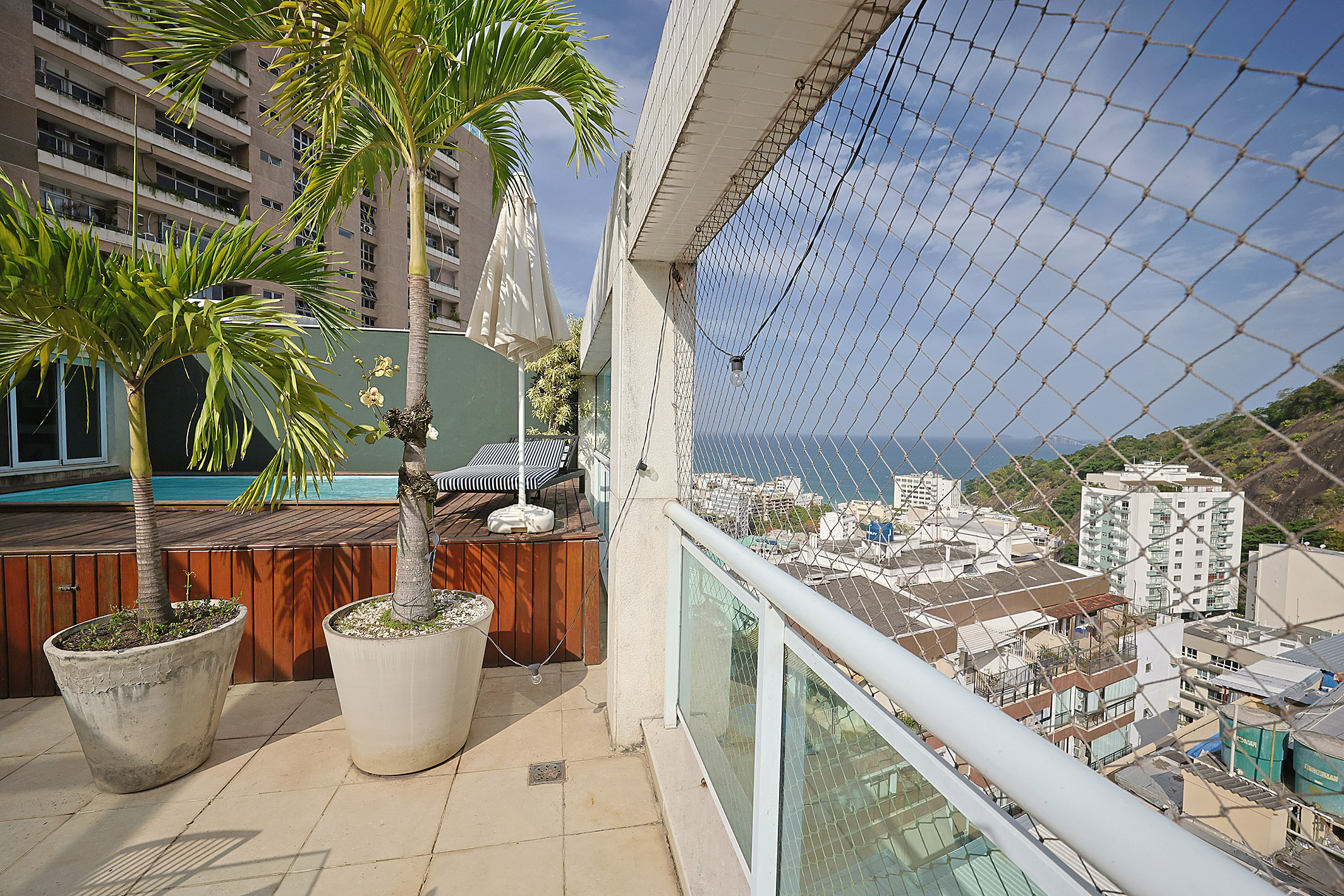  Duplex Penthouse with Pool and Ocean Views in Leblon - 物件實景