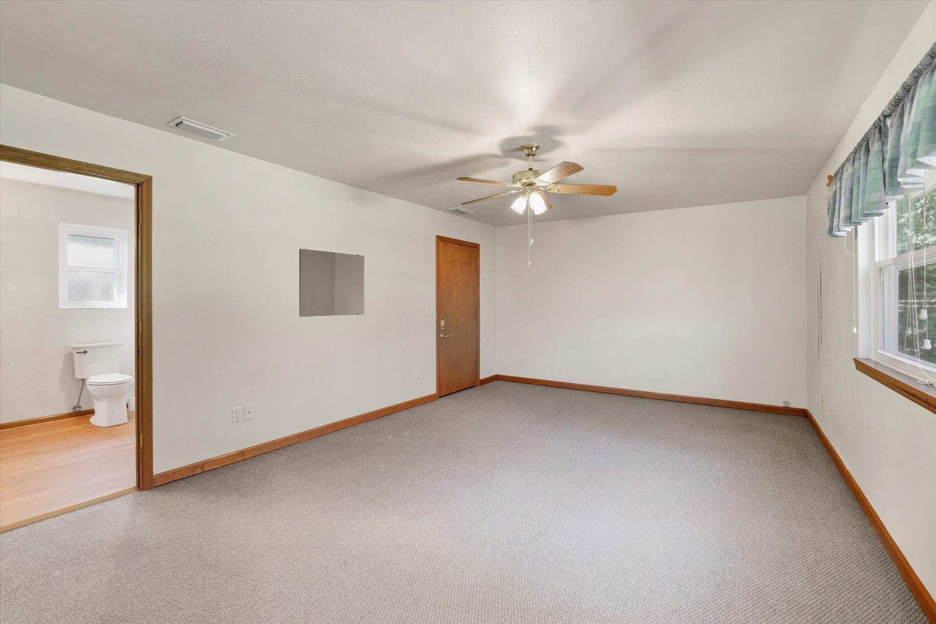 Tallahassee, Florida, 32303, United States, 4 Bedrooms Bedrooms, ,3 BathroomsBathrooms,Residential,For Sale,1964898