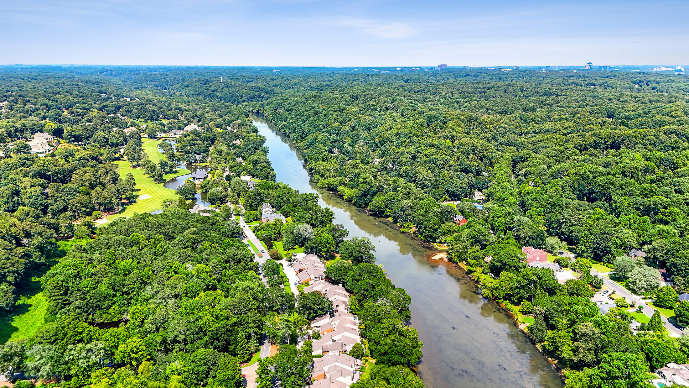  Serene Metro Atlanta Condo Offering Privacy, Comfort and Convenience - 物件實景