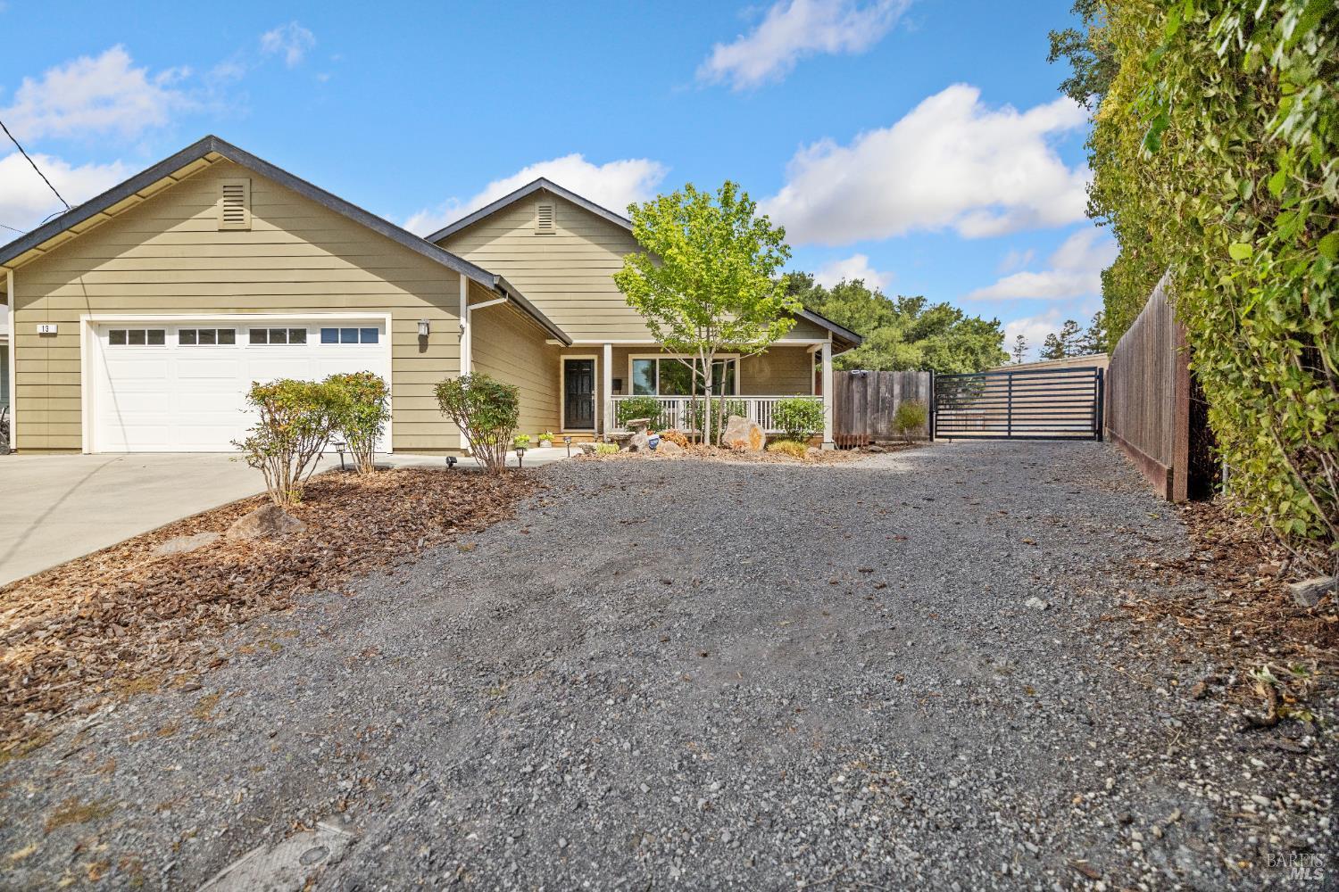Petaluma, California, 94952, United States, 3 Bedrooms Bedrooms, ,2 BathroomsBathrooms,Residential,For Sale,1914314