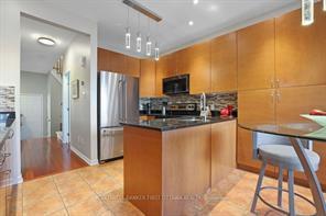 Ottawa, Ontario, K2W 0A9, CA, 3 Bedrooms Bedrooms, ,3 BathroomsBathrooms,Residential,For Sale,1989405