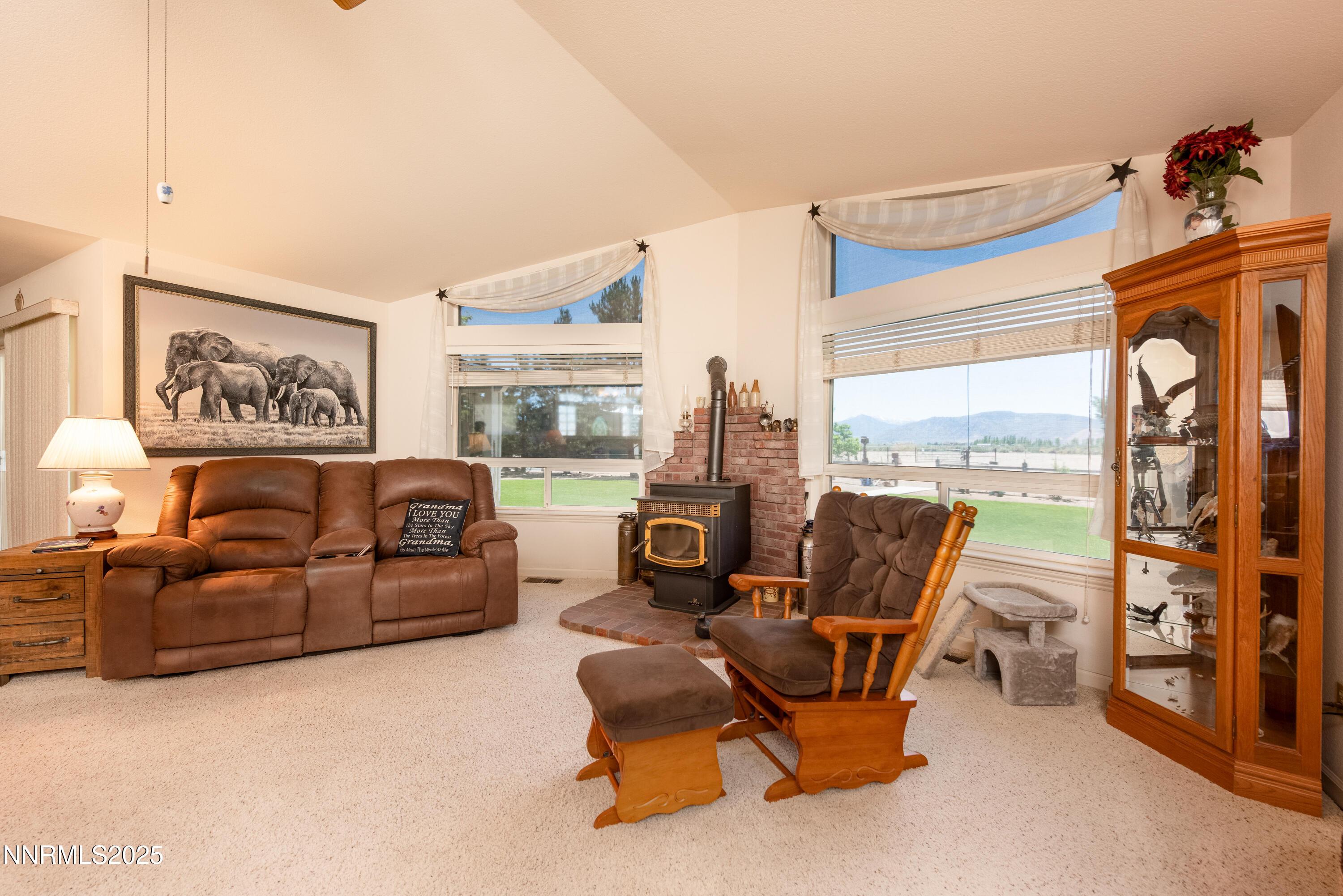 Smith Valley, Nevada, 89444, United States, 3 Bedrooms Bedrooms, ,2 BathroomsBathrooms,Residential,For Sale,1856881