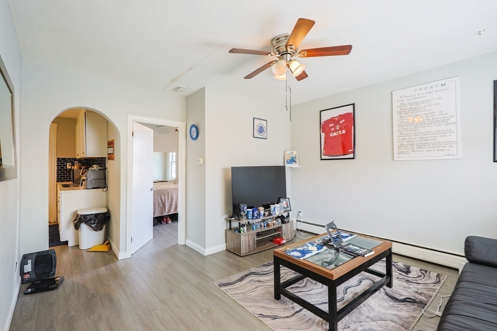 Fall River, Massachusetts, 02720, United States, 6 Bedrooms Bedrooms, ,3 BathroomsBathrooms,Residential,For Sale,2045216