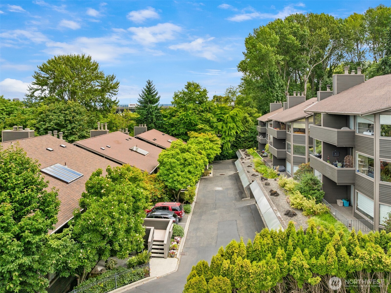 Seattle, Washington, 98109, United States, 2 Bedrooms Bedrooms, ,1 BathroomBathrooms,Residential,For Sale,1903752