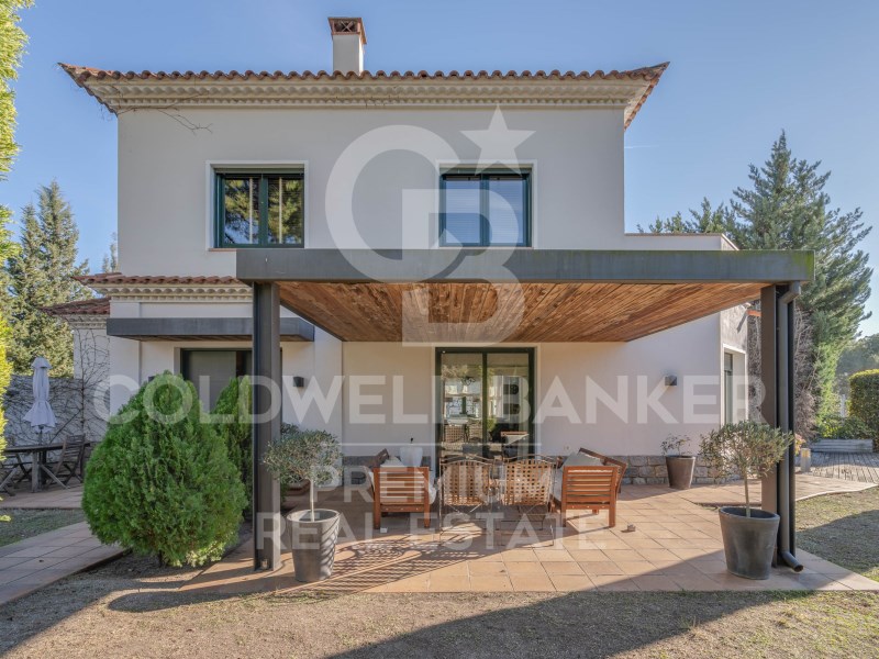 Barcelona, Cerdanyola del Vall?s, Bellaterra Barce, Cerdanyola del Vallès, Catalonia, ES, 3 Bedrooms Bedrooms, ,4 BathroomsBathrooms,Residential,For Sale,Barcelona, Cerdanyola del Vall?s, Bellaterra Barce,1612402