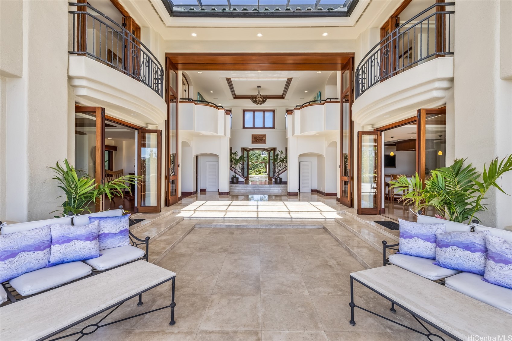 Honolulu, Hawaii, 96825, United States, 6 Bedrooms Bedrooms, ,8 BathroomsBathrooms,Residential,For Sale,1900933