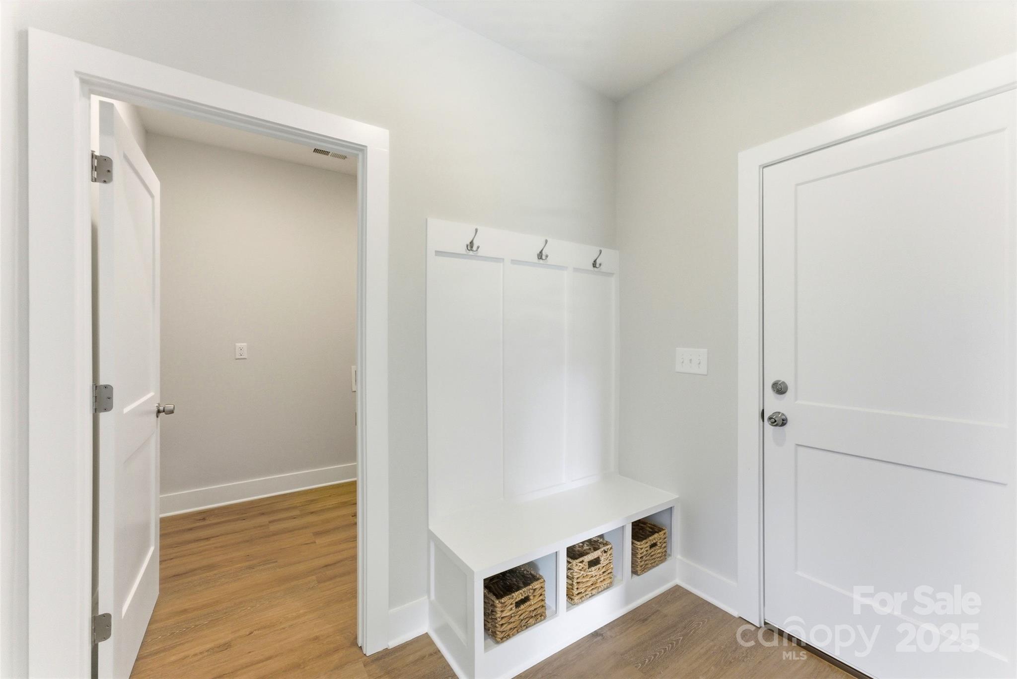 Conover, North Carolina, 28613, United States, 3 Bedrooms Bedrooms, ,2 BathroomsBathrooms,Residential,For Sale,1969077