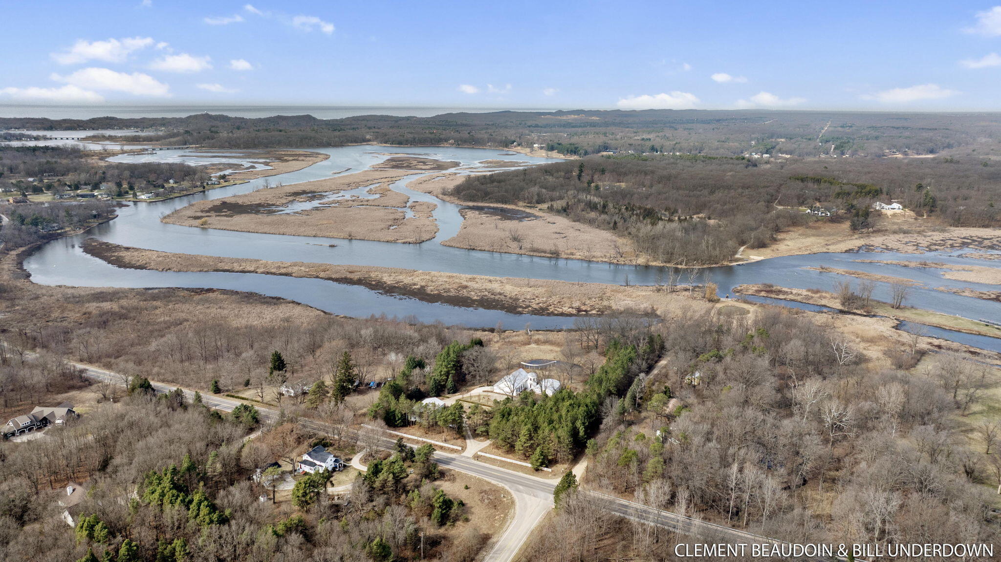 Fennville, Michigan, 49408, United States, 5 Bedrooms Bedrooms, ,7 BathroomsBathrooms,Residential,For Sale,1973707