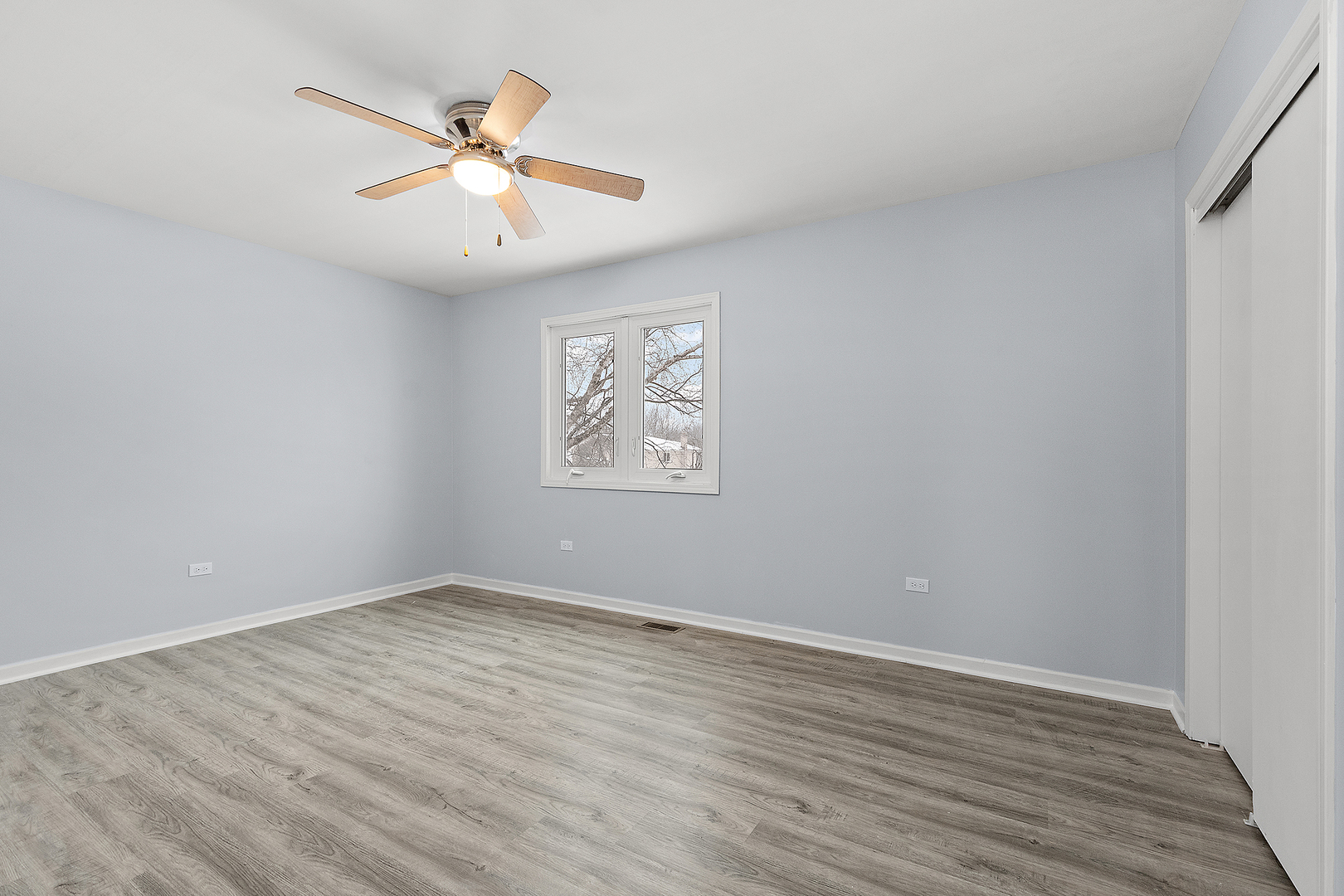 Orland Park, Illinois, 60467, United States, 4 Bedrooms Bedrooms, ,3 BathroomsBathrooms,Residential,For Sale,2000619