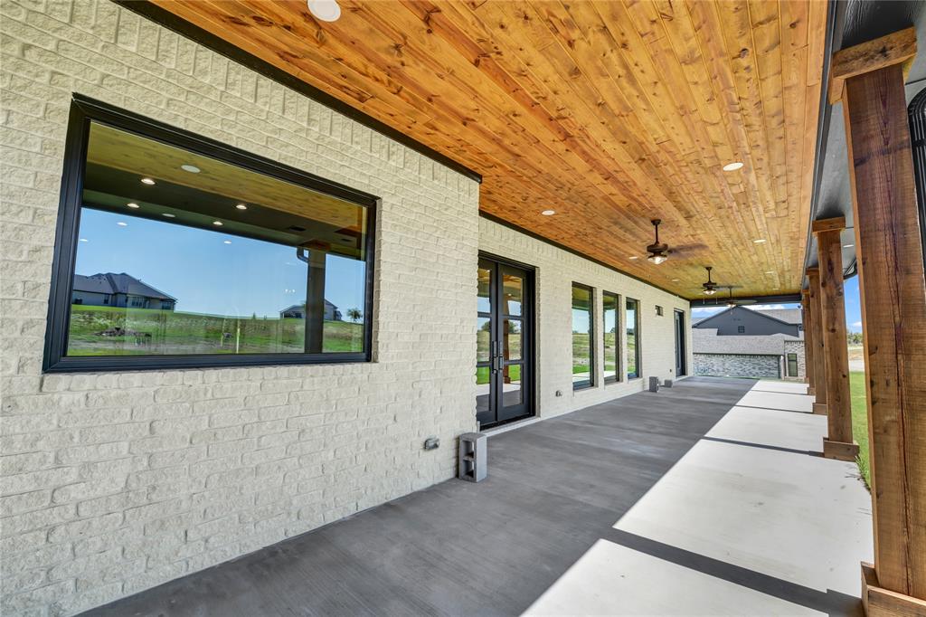 Weatherford, Texas, 76087, United States, 5 Bedrooms Bedrooms, ,6 BathroomsBathrooms,Residential,For Sale,1981061