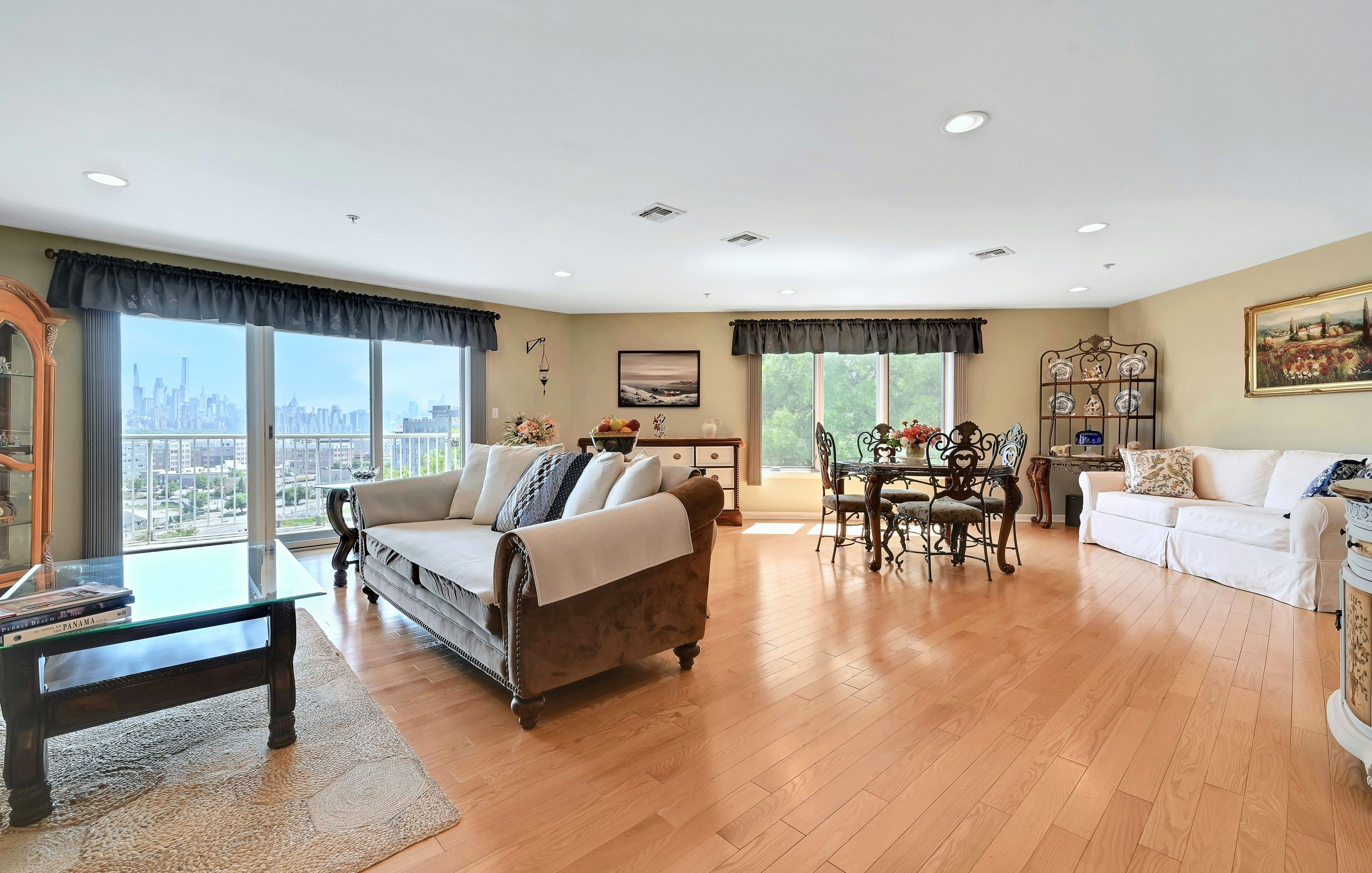  45 Legend Hills Drive, Edgewater, NJ 07020 - 物件實景