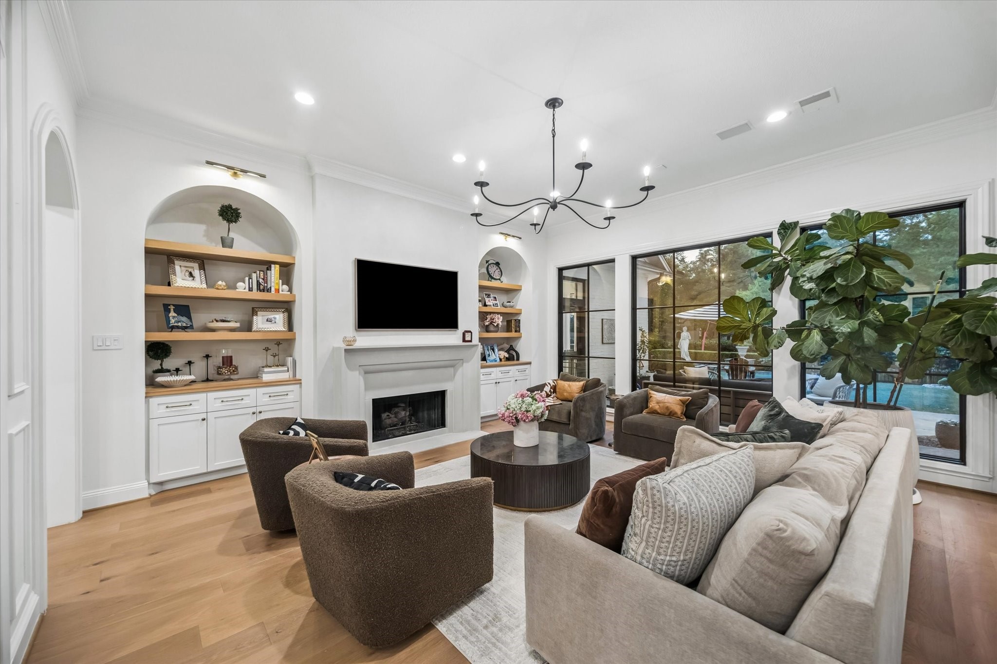 3202 Oakmont Drive - 物件實景