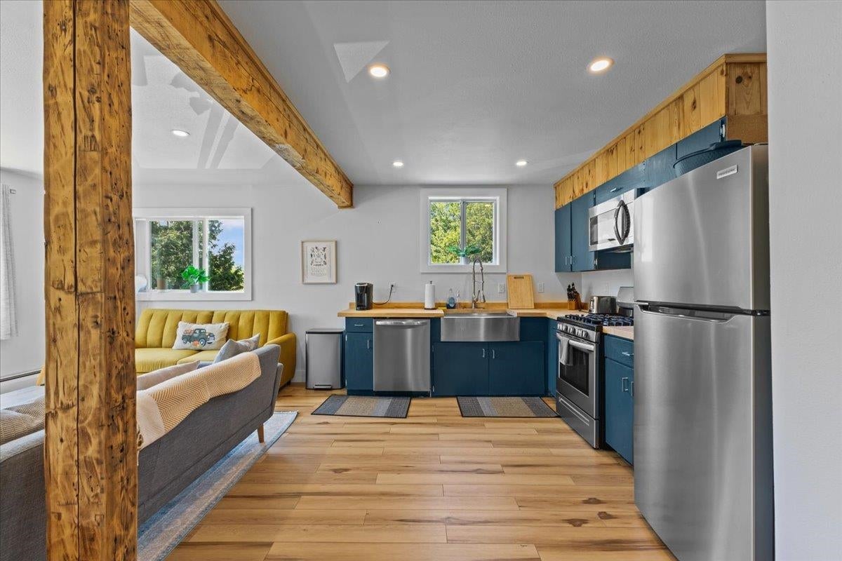 Stowe, Vermont, 05672, United States, 8 Bedrooms Bedrooms, ,5 BathroomsBathrooms,Residential,For Sale,1994933