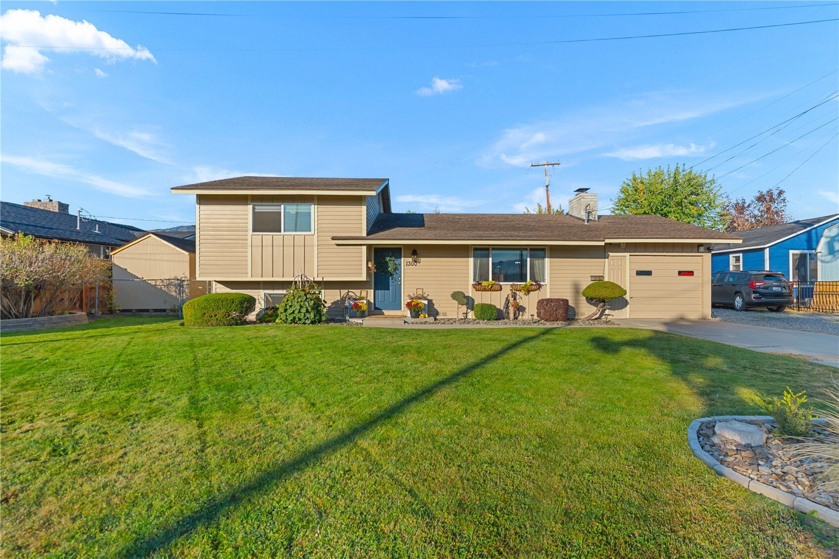 Cashmere St, Wenatchee, WA 98801