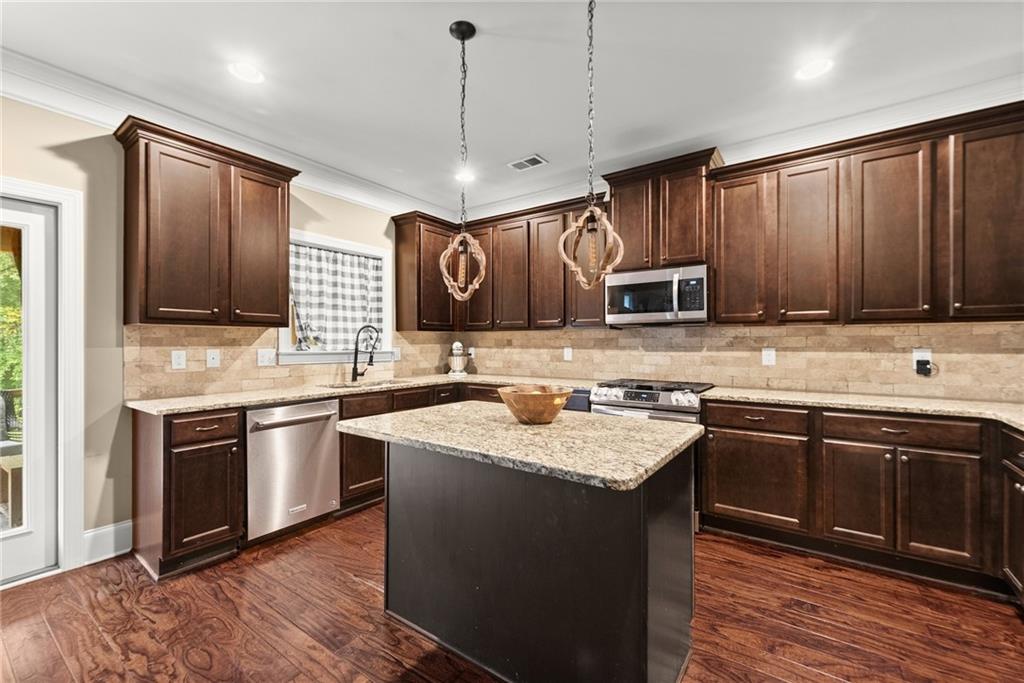 Ball Ground, Georgia, 30107, United States, 4 Bedrooms Bedrooms, ,3 BathroomsBathrooms,Residential,For Sale,1974433