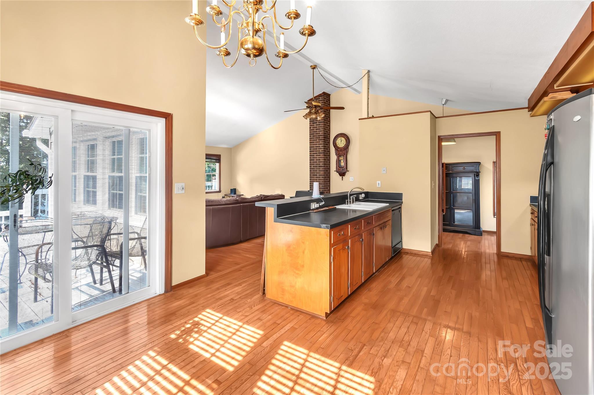Kings Mountain, North Carolina, 28086, United States, 3 Bedrooms Bedrooms, ,3 BathroomsBathrooms,Residential,For Sale,1941598