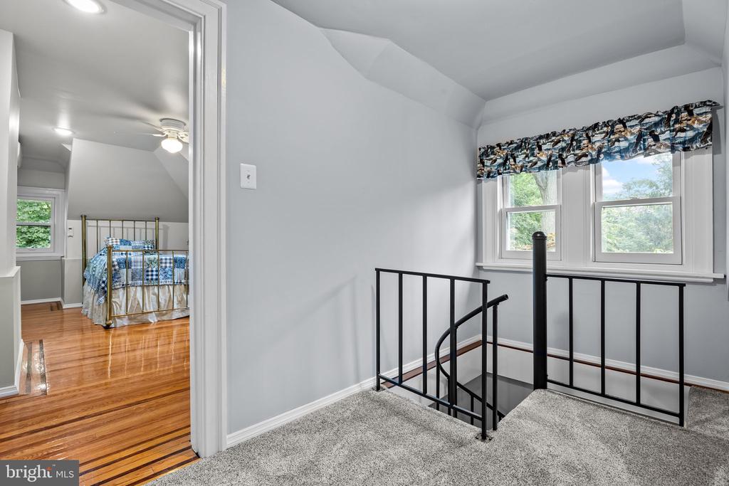 Lansdowne, Pennsylvania, 19050, United States, 5 Bedrooms Bedrooms, ,3 BathroomsBathrooms,Residential,For Sale,1926052