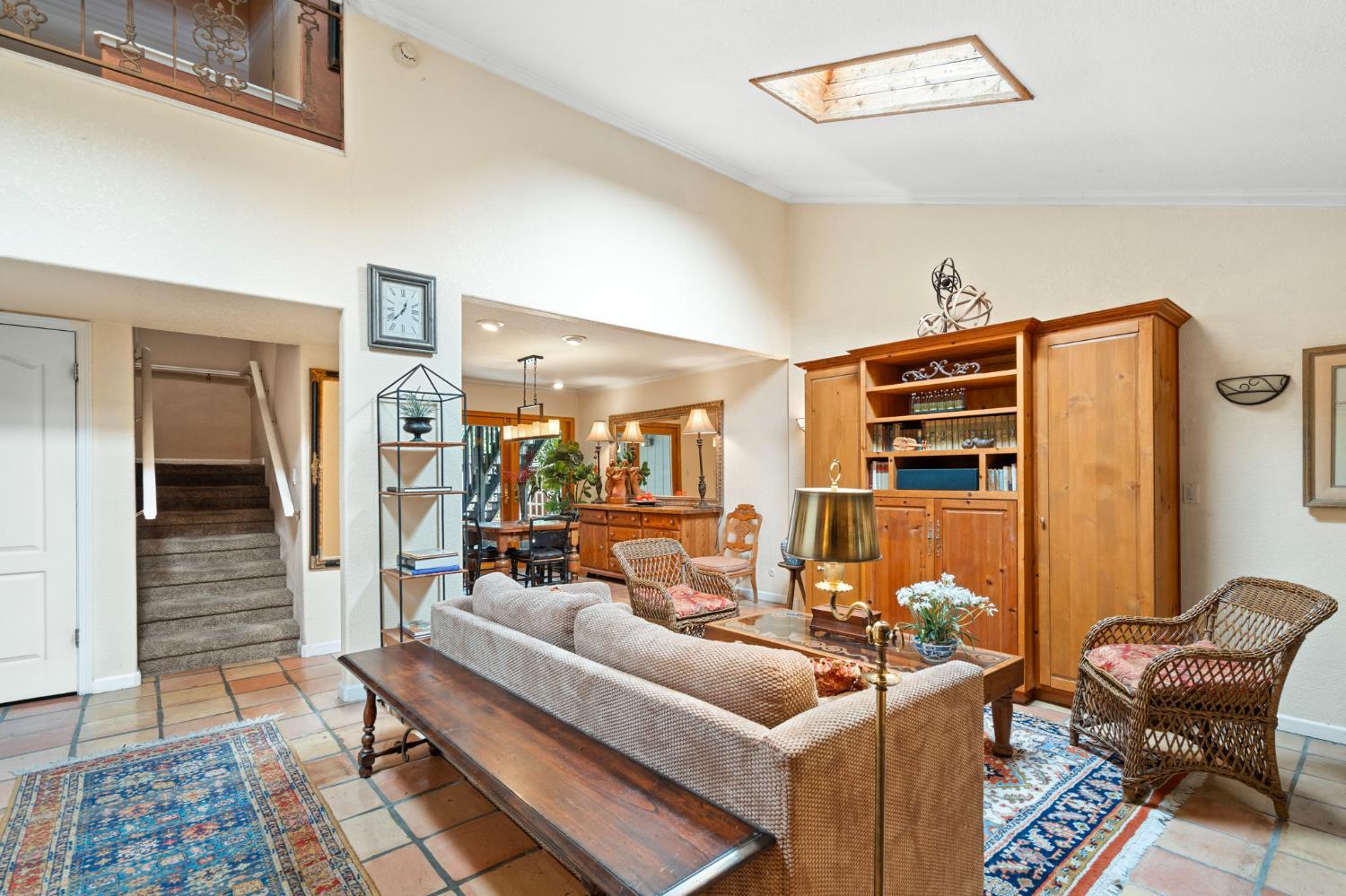 Davis, California, 95616, United States, 4 Bedrooms Bedrooms, ,5 BathroomsBathrooms,Residential,For Sale,1895381