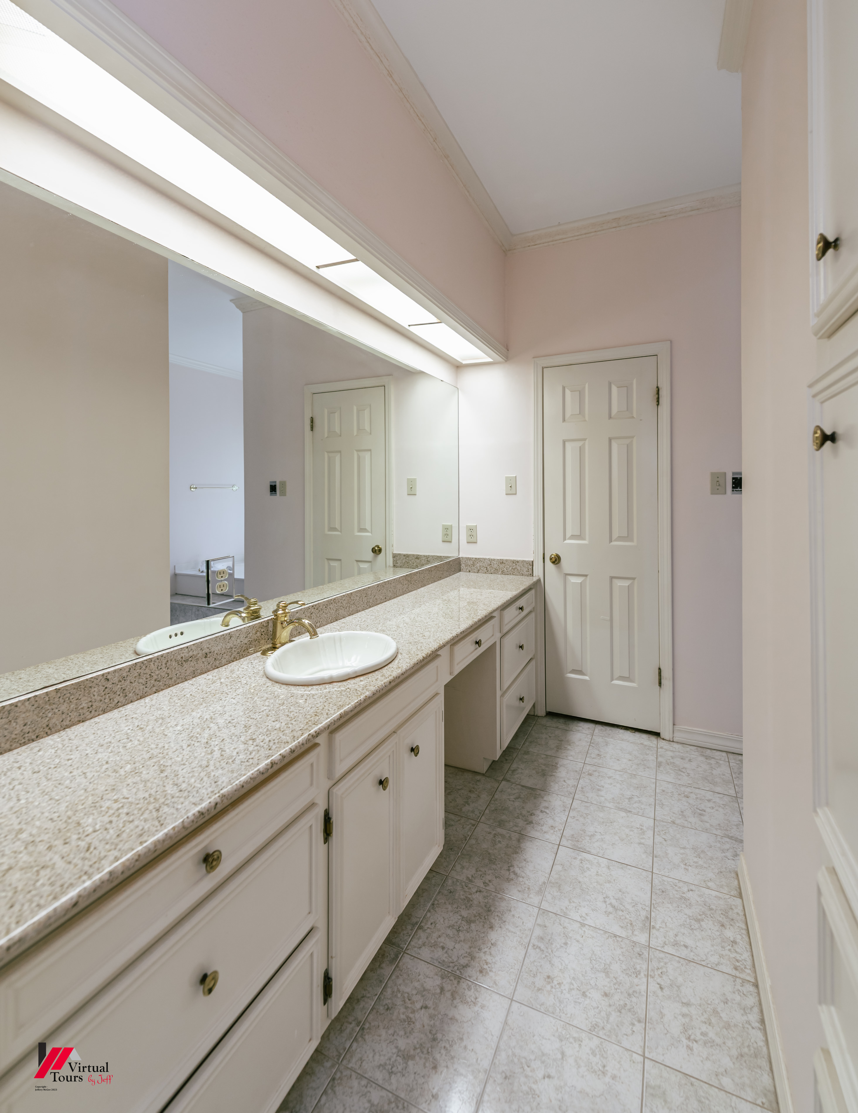 Shreveport, Louisiana, 71106, United States, 4 Bedrooms Bedrooms, ,4 BathroomsBathrooms,Residential,For Sale,1928720