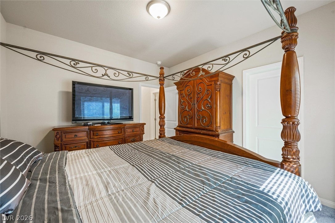 North Las Vegas, Nevada, 89032, United States, 5 Bedrooms Bedrooms, ,1 BathroomBathrooms,Residential,For Sale,2049129