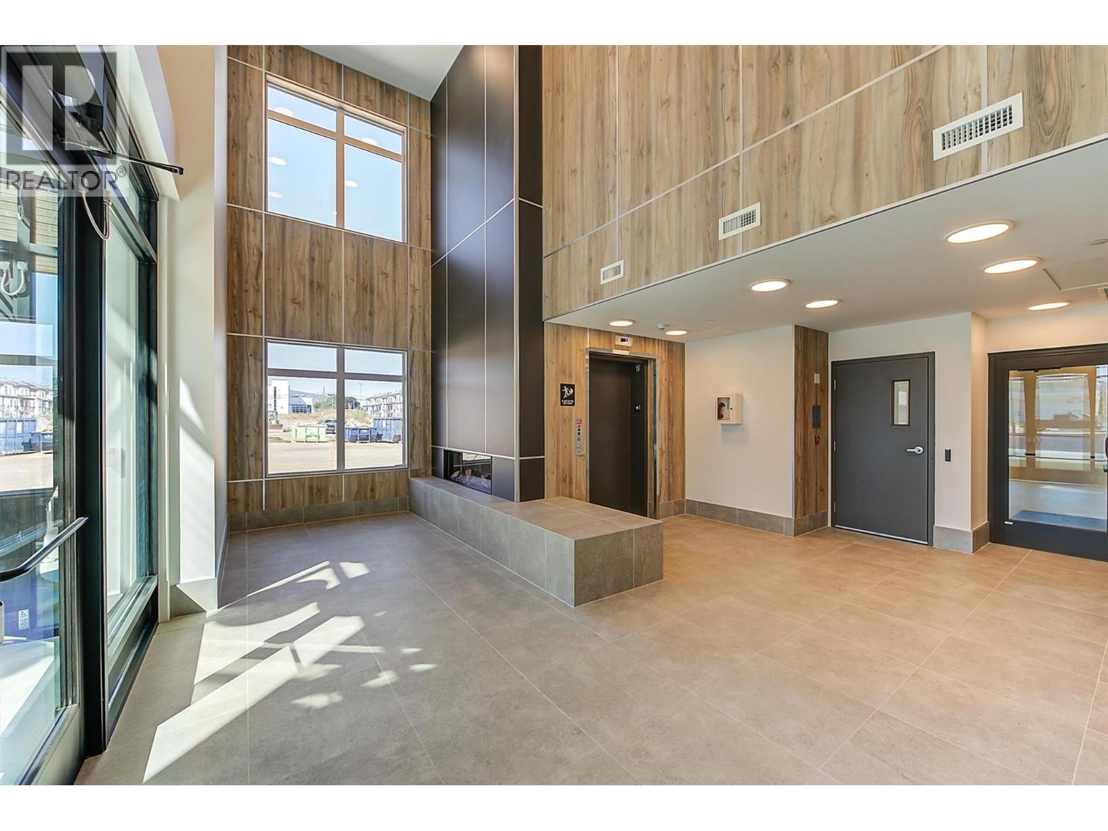 WEST KELOWNA, British Columbia, V1Z 2A9, CA, 2 Bedrooms Bedrooms, ,2 BathroomsBathrooms,Residential,For Sale,1947246