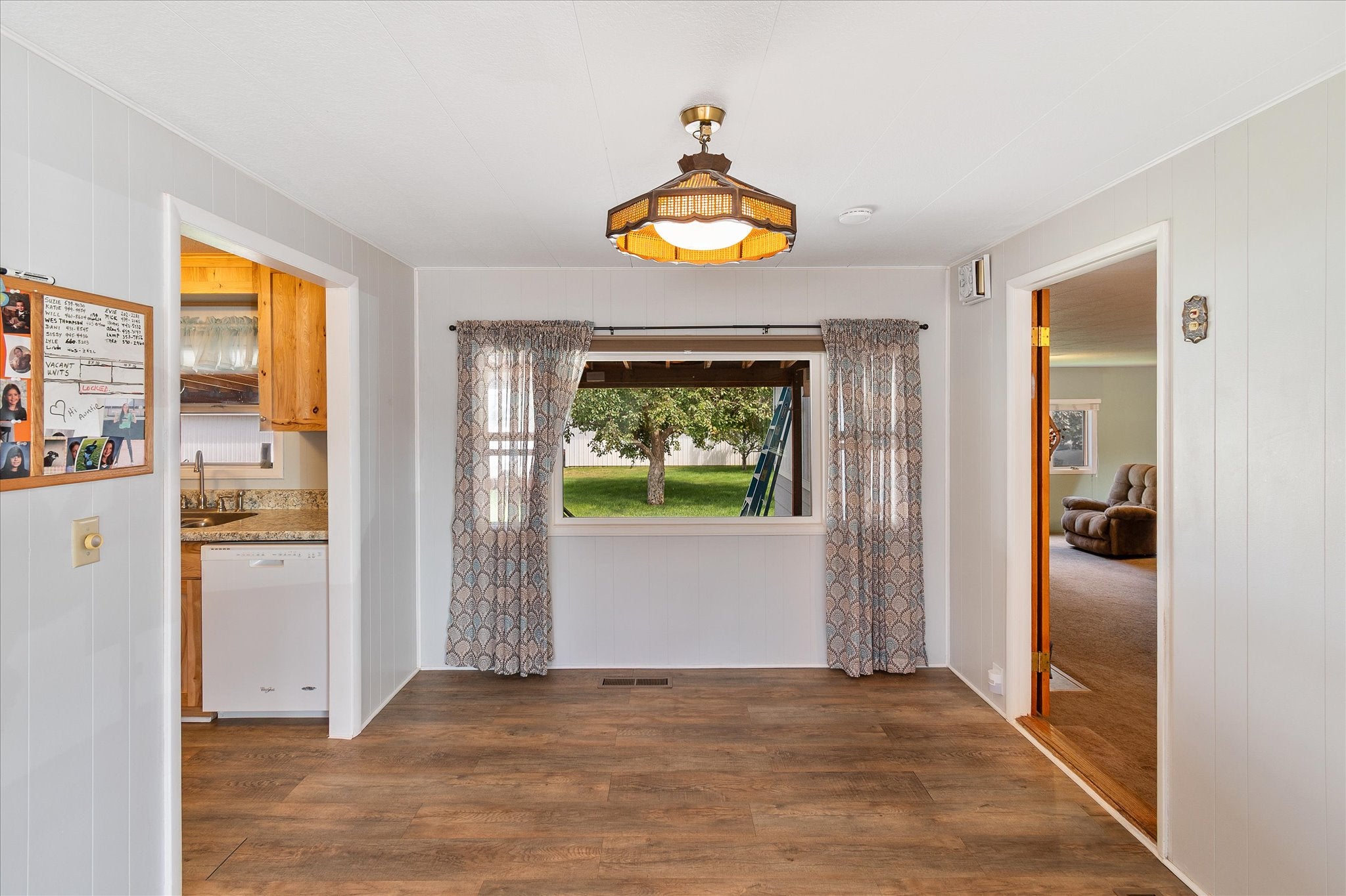 Helena, Montana, 59602, United States, 3 Bedrooms Bedrooms, ,2 BathroomsBathrooms,Residential,For Sale,1898450