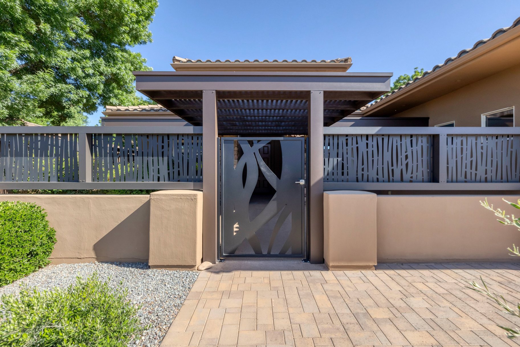  Indoor-Outdoor Living With Privacy, Space & Style In Washington Fields - 物件實景